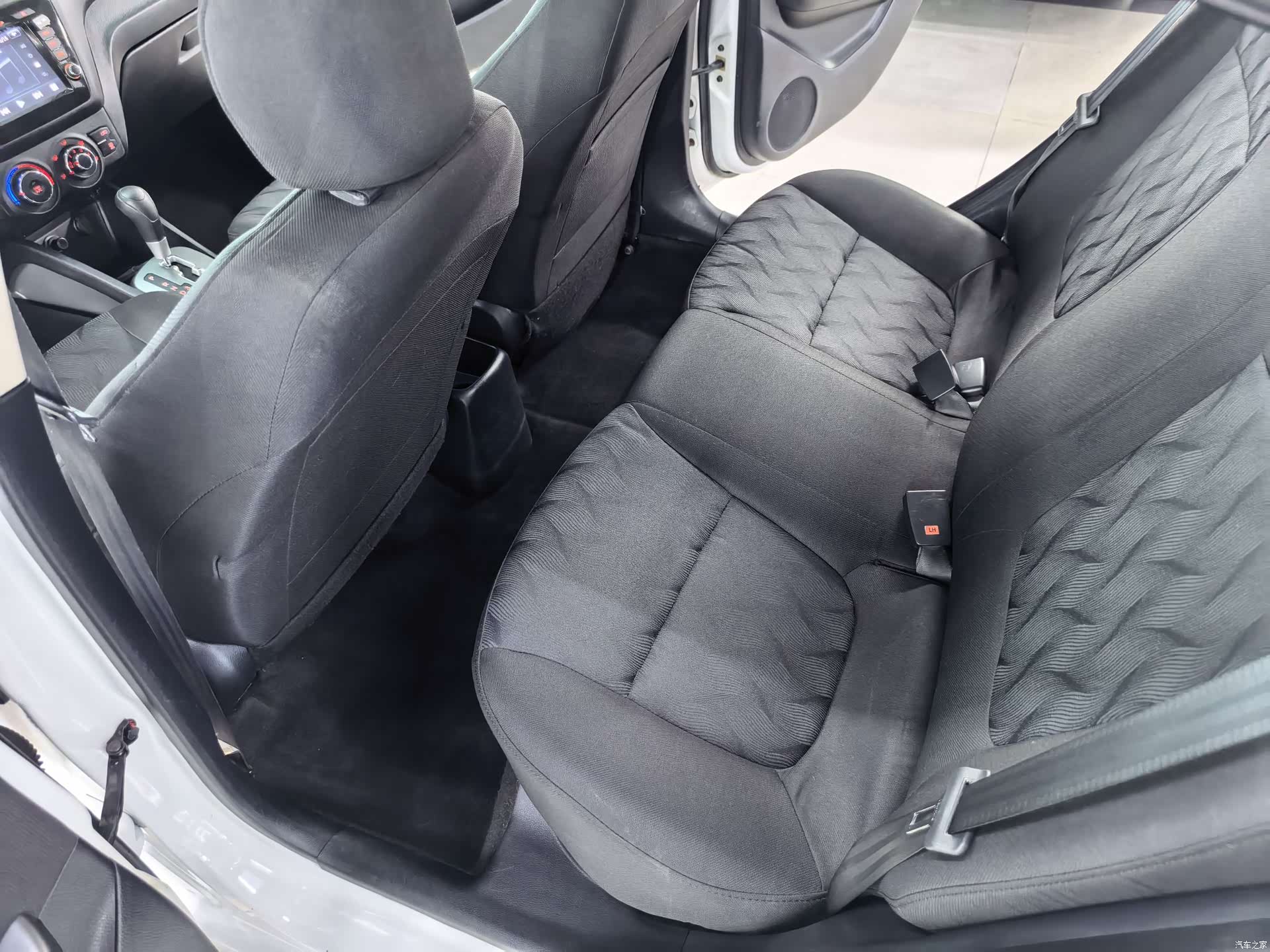 Kia K2, 2014 7