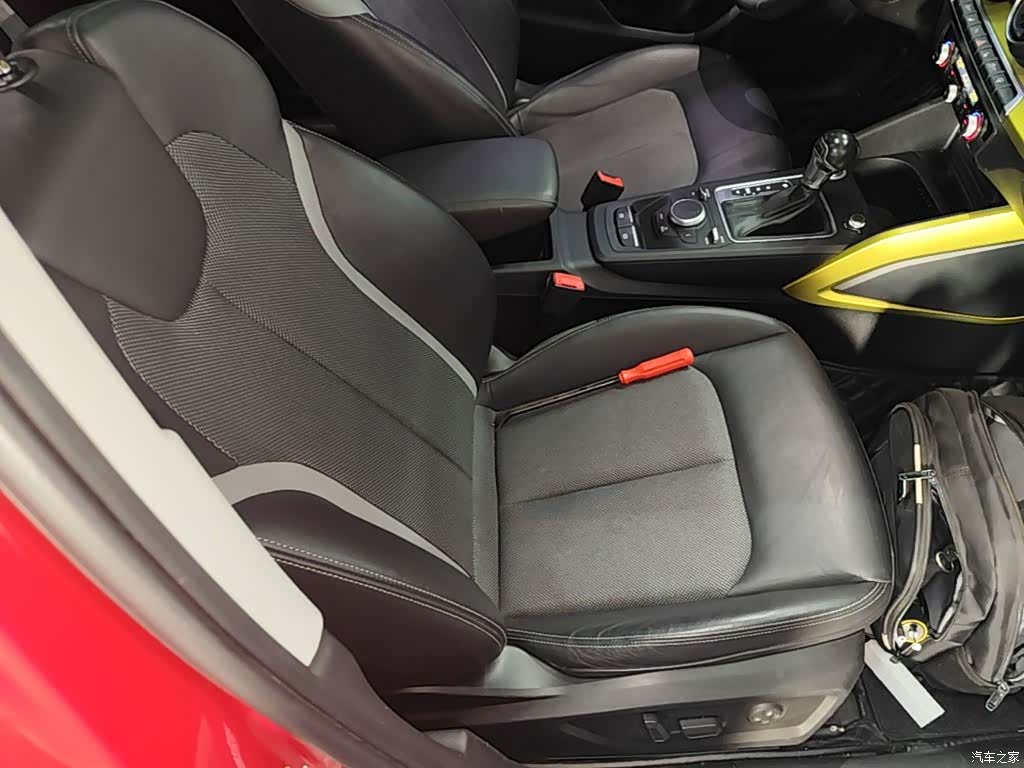 Audi Q2L, 2019 25