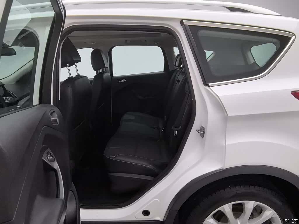 Ford Kuga, 2016 15