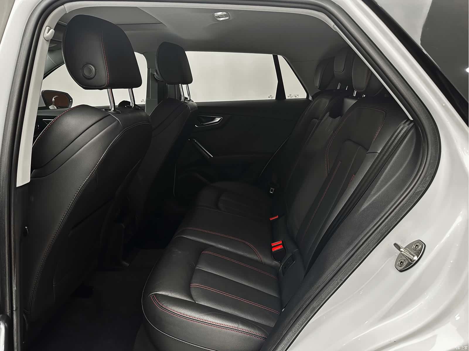 Audi Q2L, 2022 21