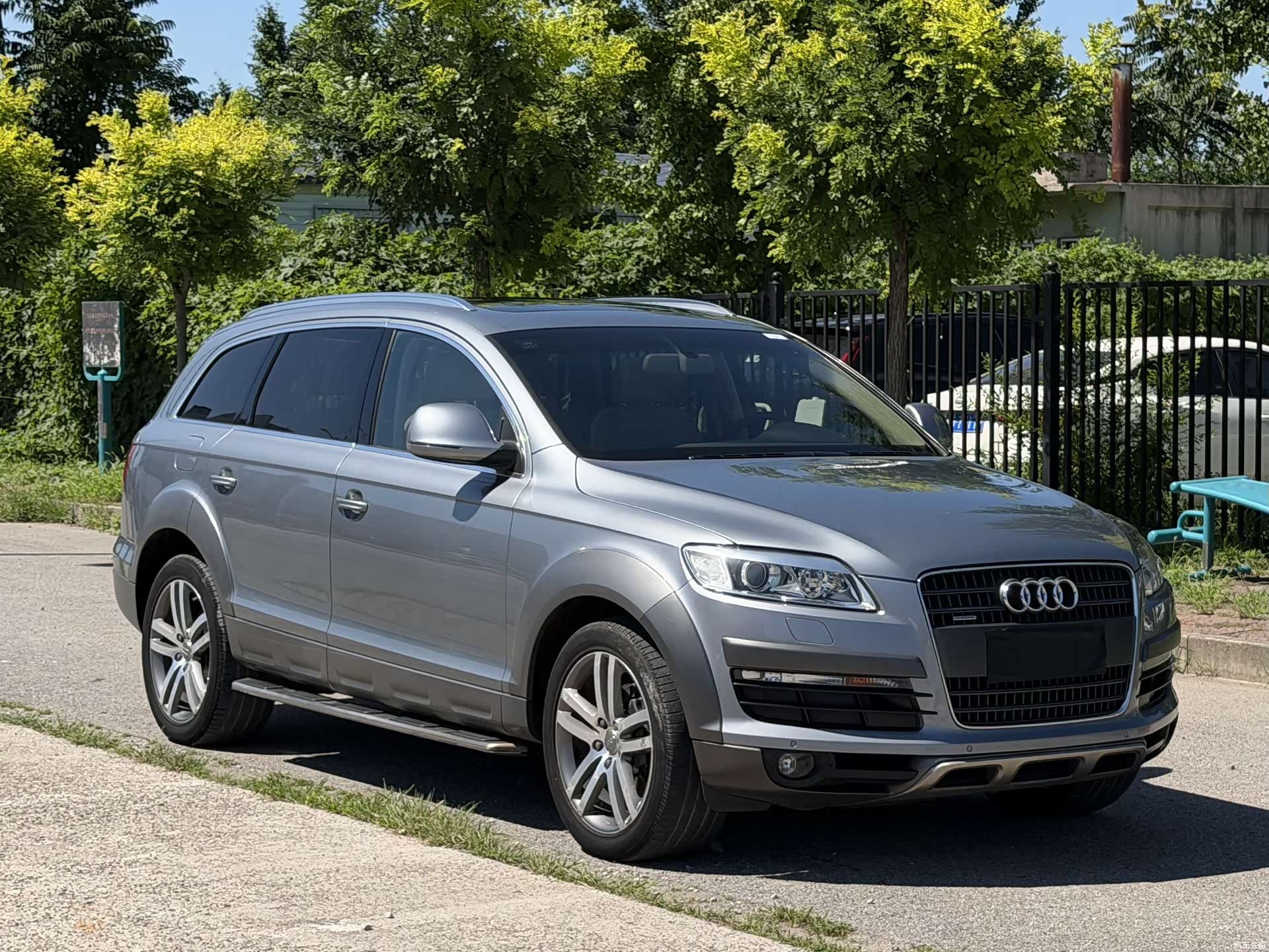 Audi Q7, 2008 3