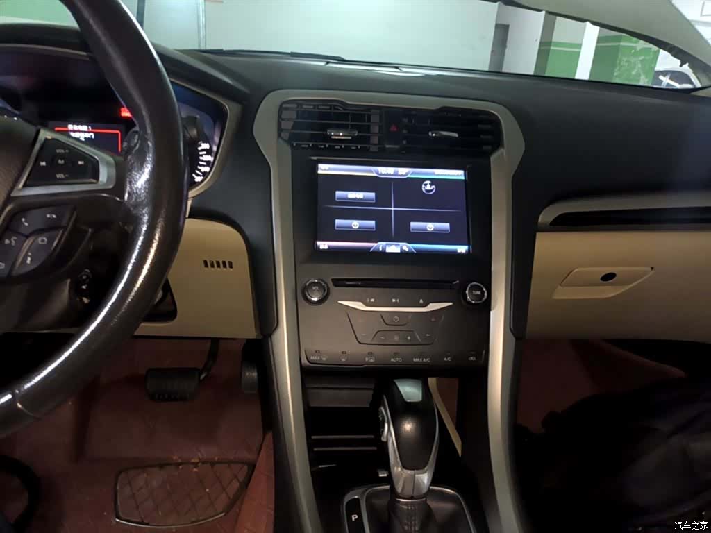 Ford Mondeo, 2015 13