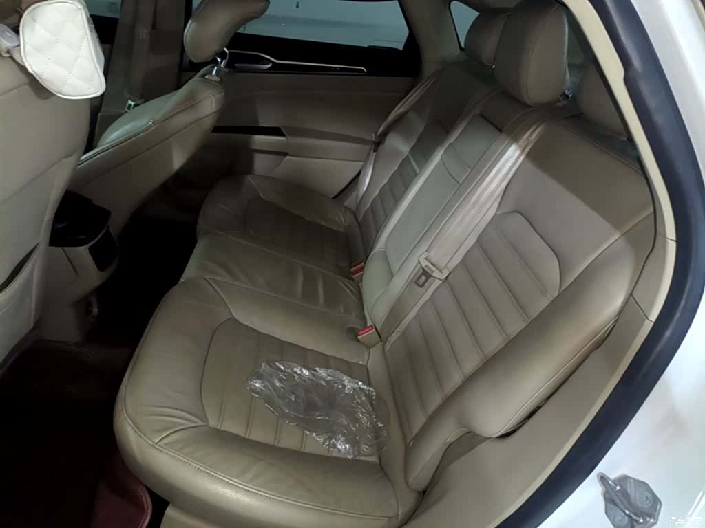 Ford Mondeo, 2015 17