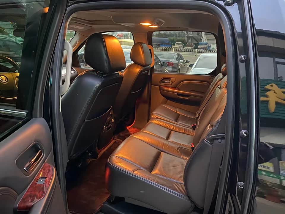 Cadillac Escalade ESCALADE