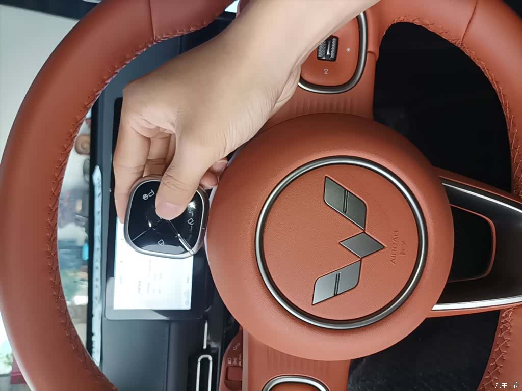 Wuling Starlight, 2025 9