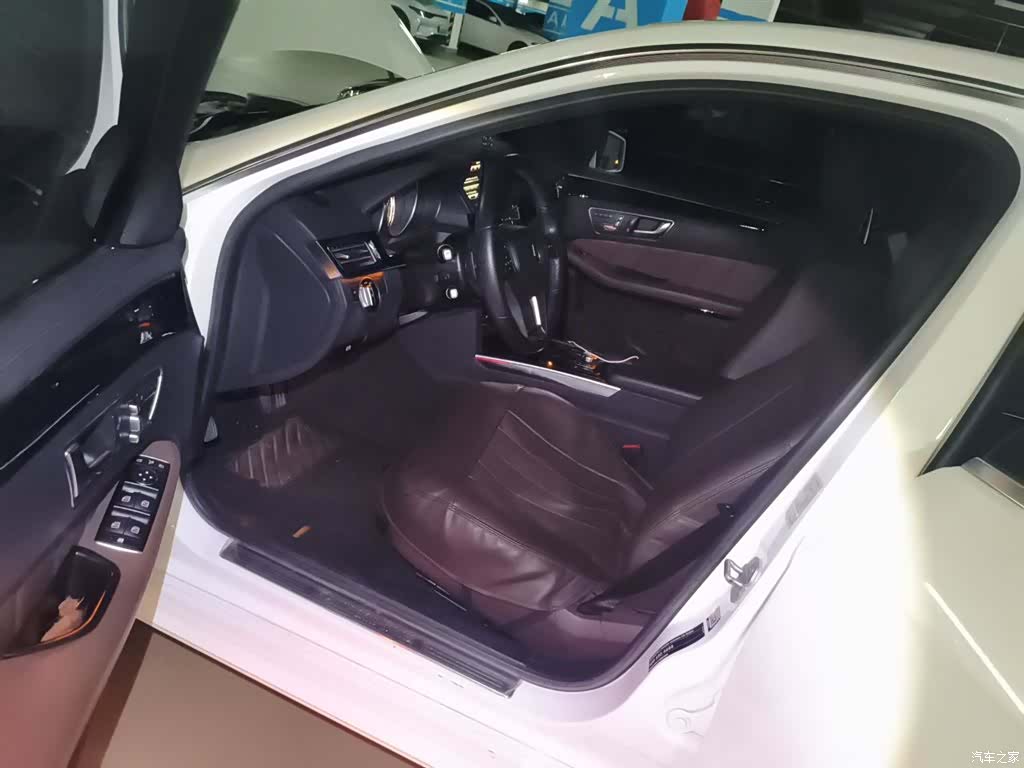 Mercedes-Benz E-Class, 2015 14