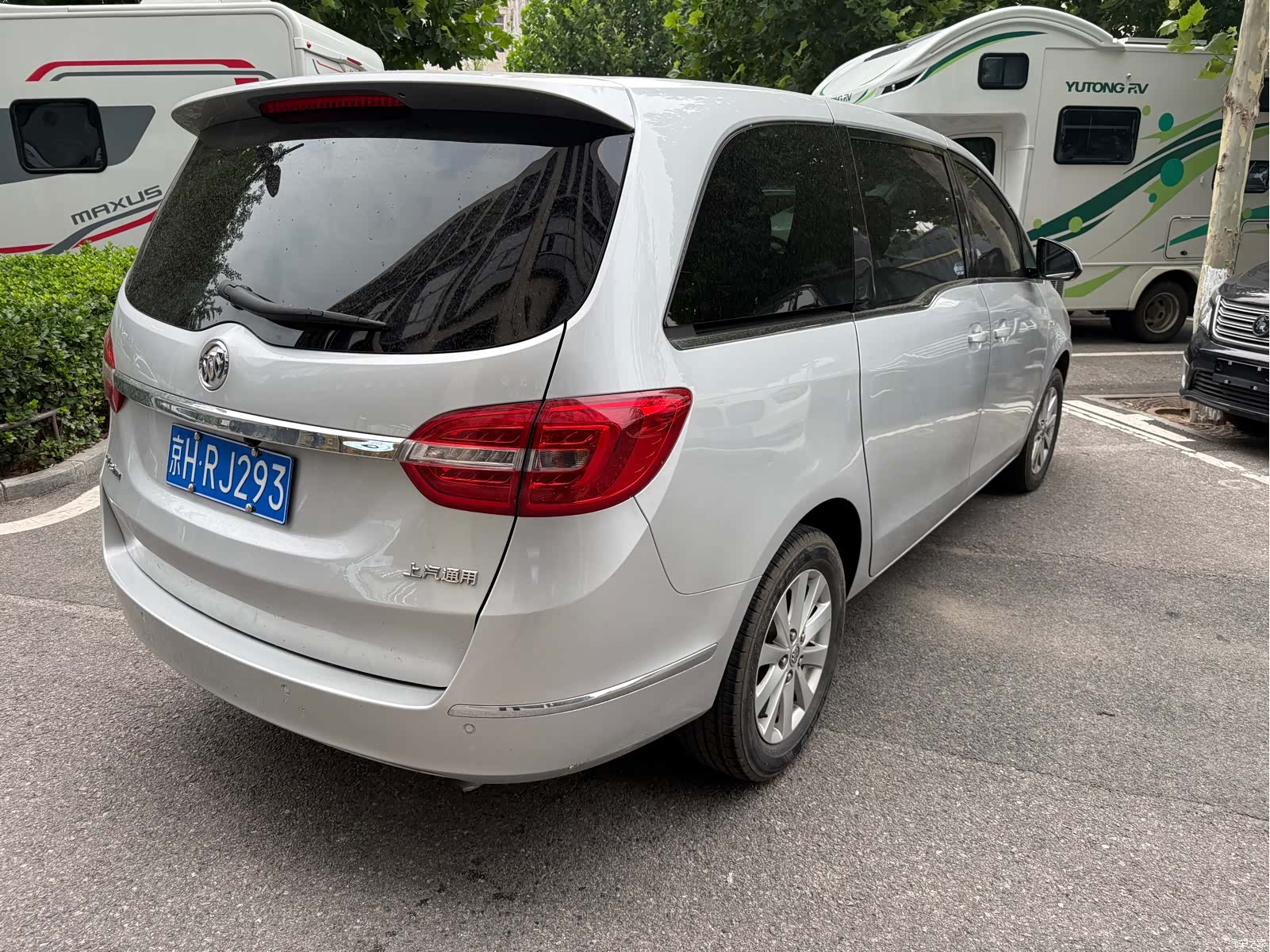 Buick GL8, 2020 10