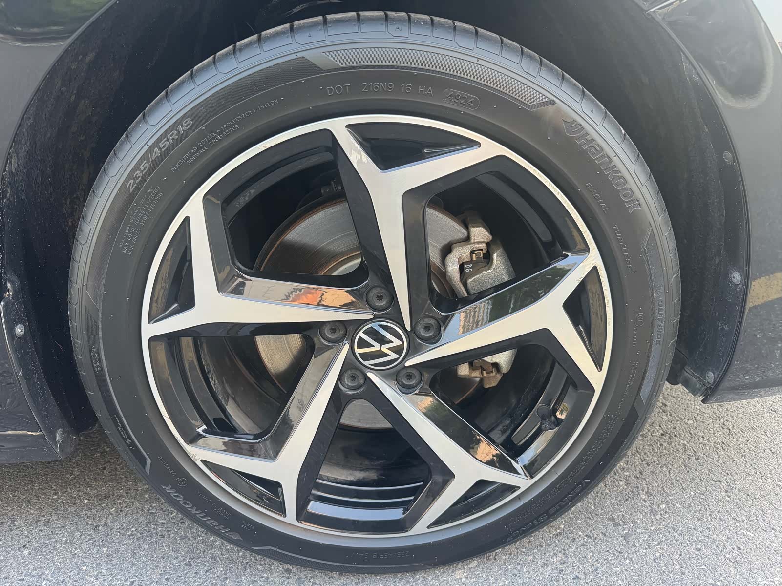 Volkswagen Passat, 2025 17
