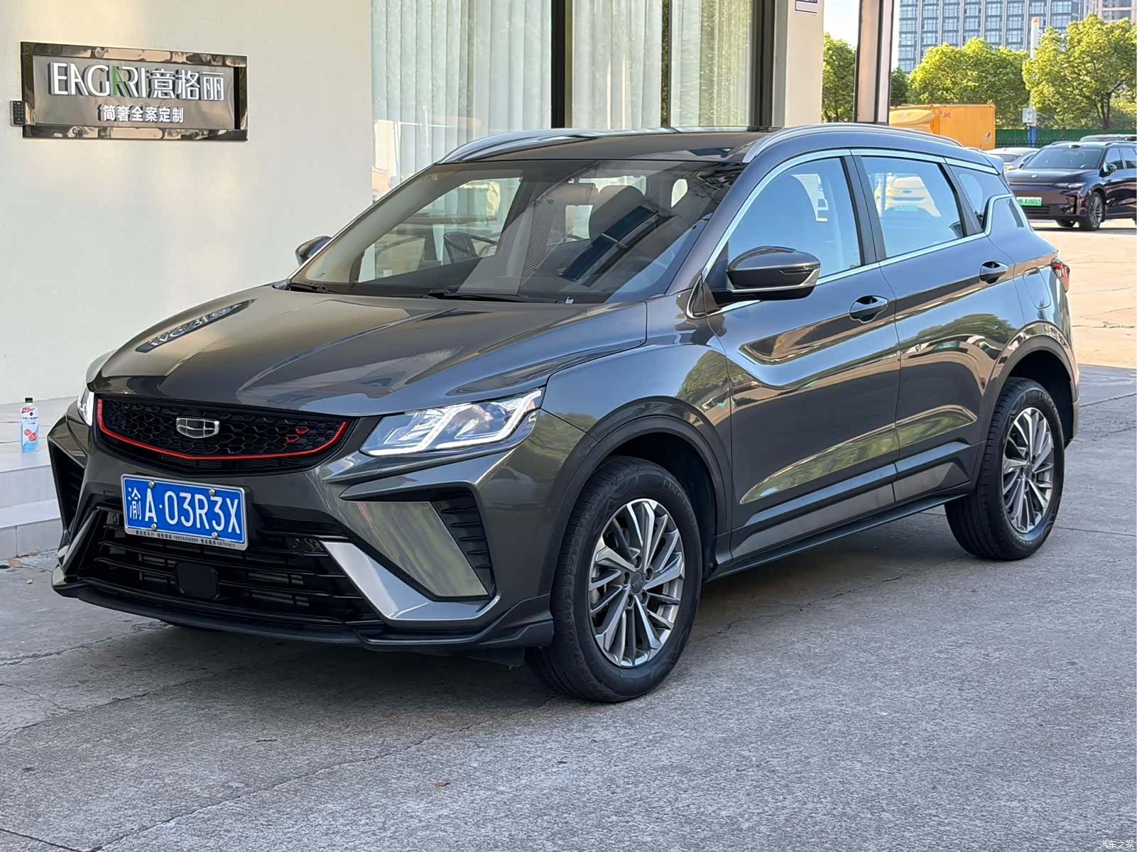 Geely Coolray, 2022 3