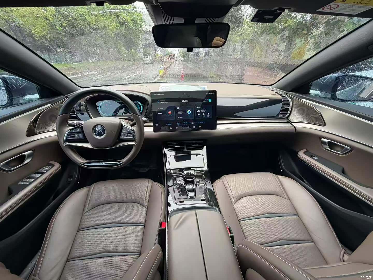 BYD Han, 2021 9