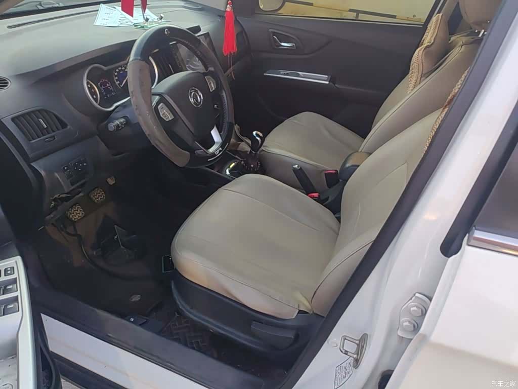 DongFeng AX3, 2016 15