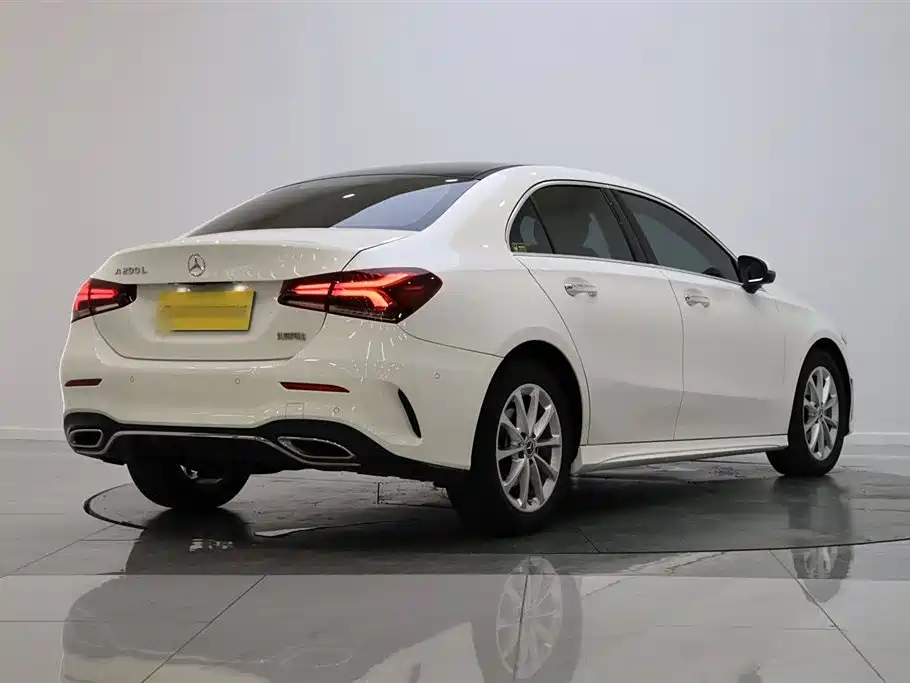 Mercedes-Benz Class A Mercedes-Benz Class A