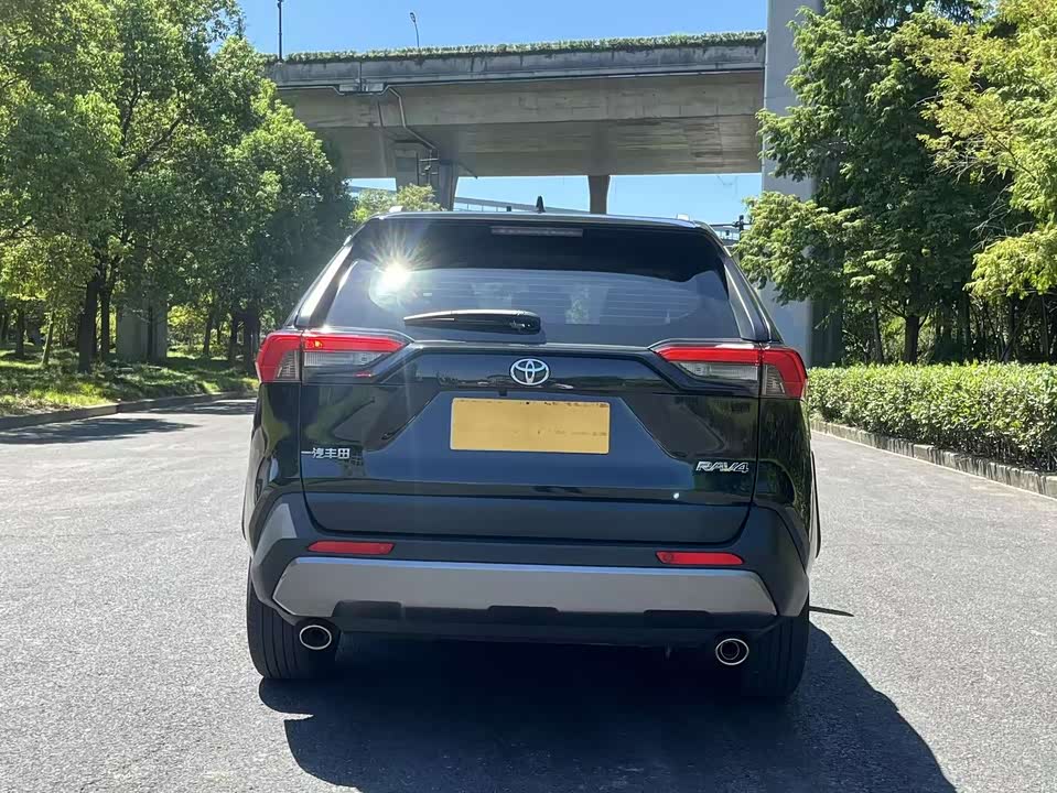 Toyota RAV4 Rongfang