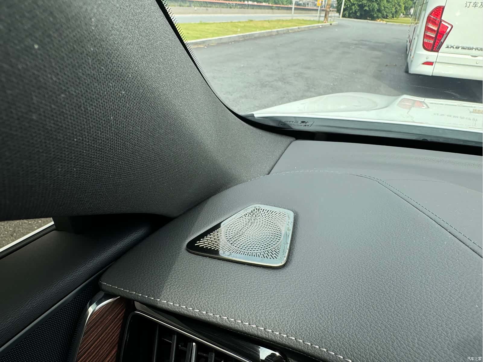 Volvo XC60, 2025 12