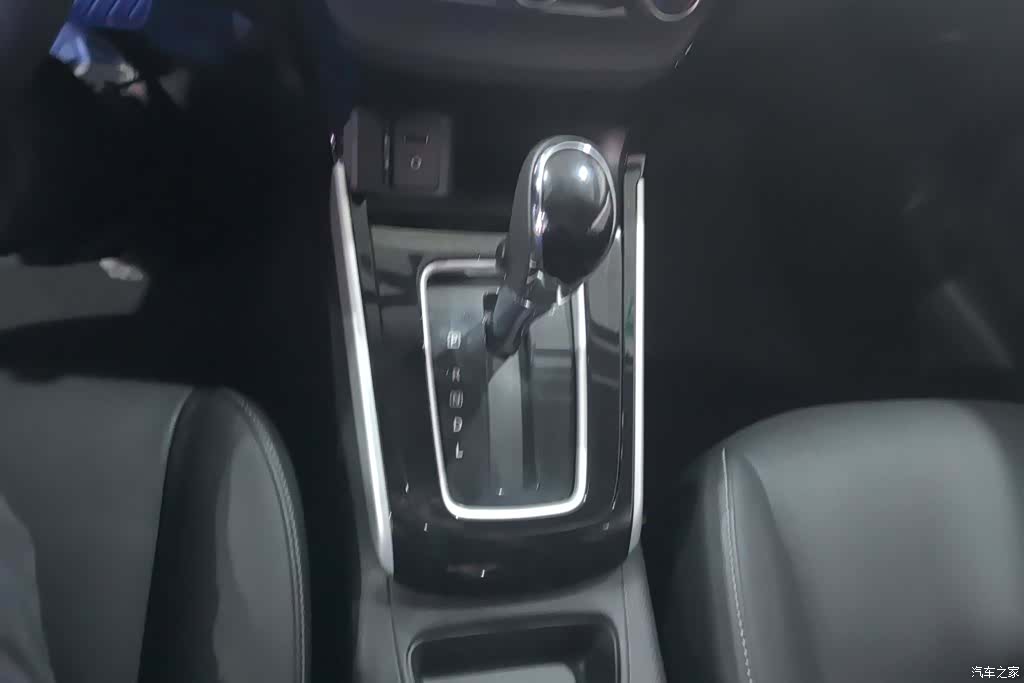 Nissan Sylphy, 2017 16