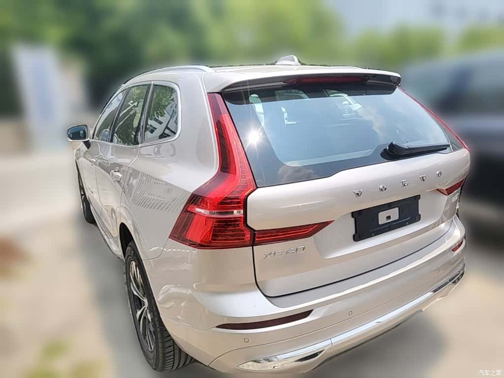 Volvo XC60, 2025 9