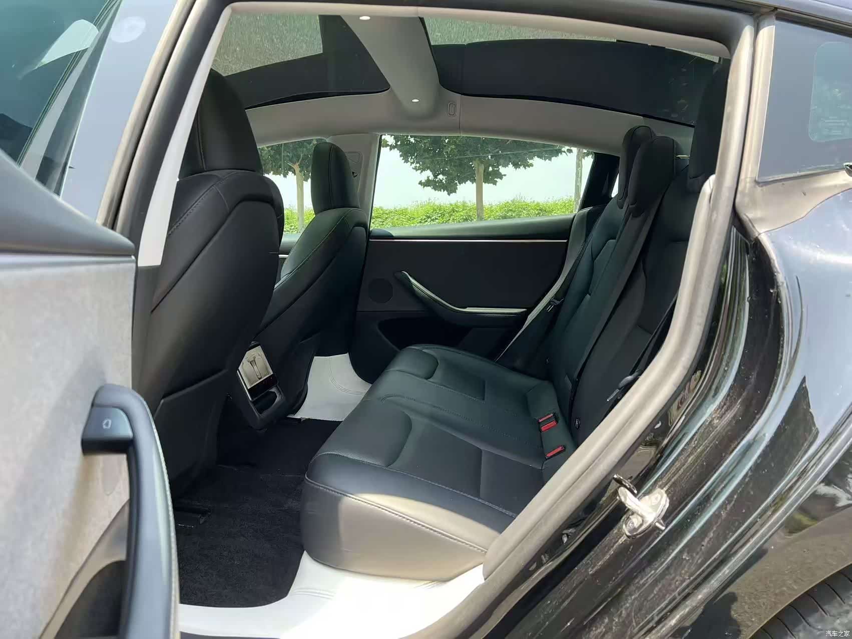 Tesla Model 3, 2024 все фото