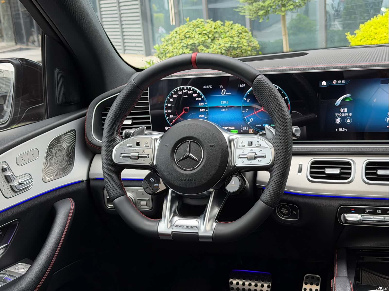 Mercedes-Benz GLE, 2022 12