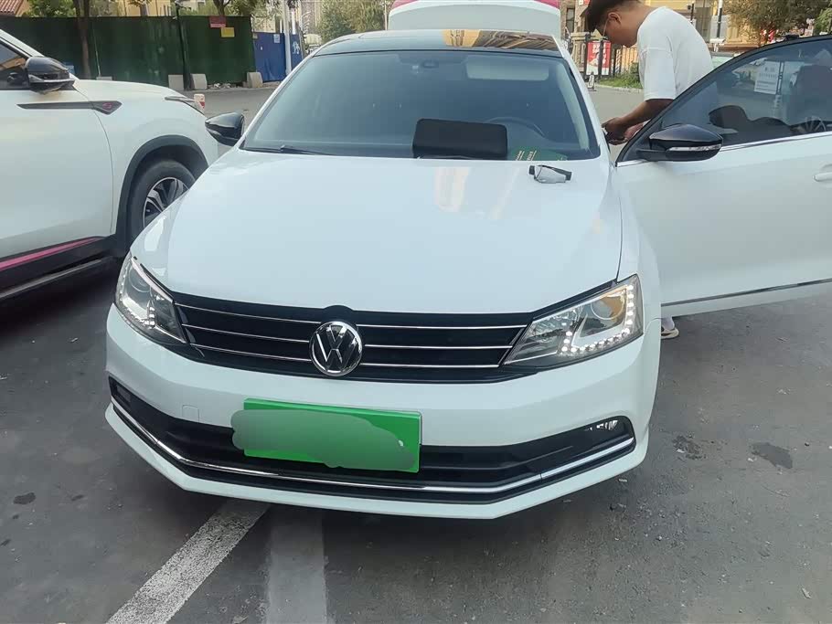 Volkswagen Sagitar