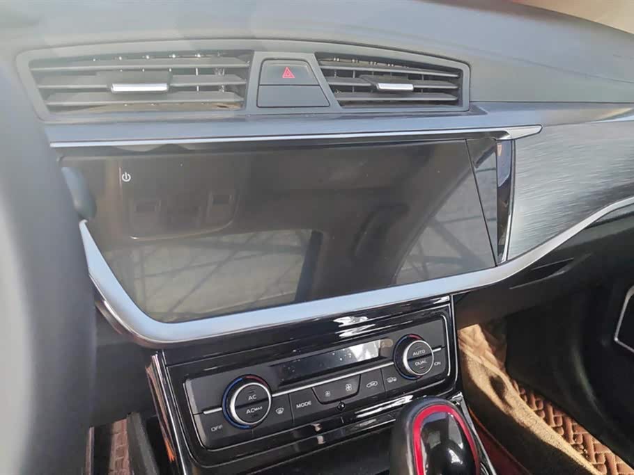 Geely Emgrand GS
