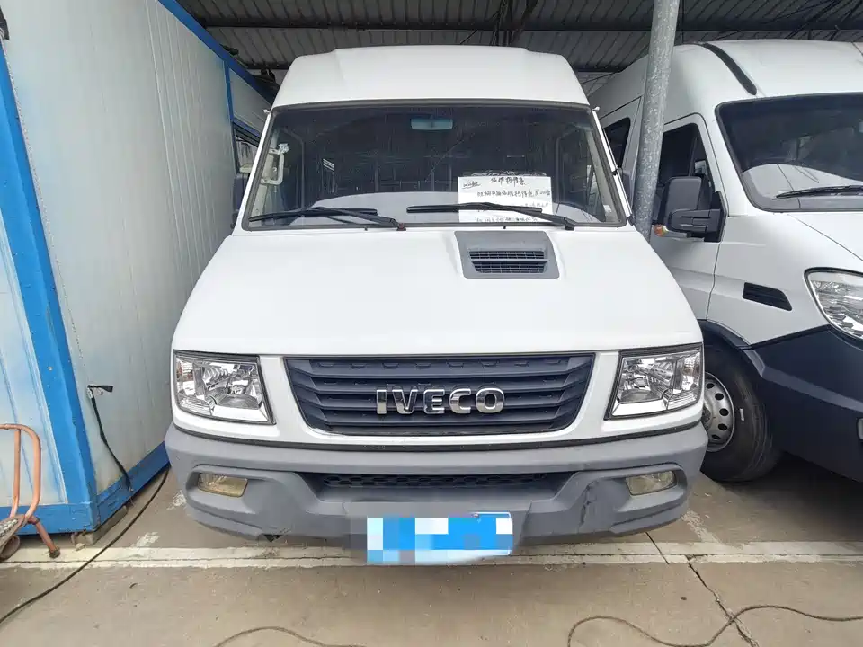 Iveco proud