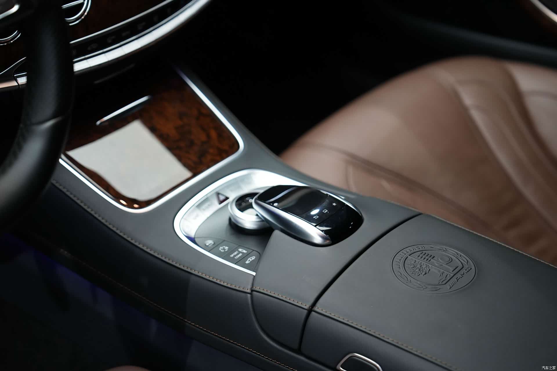 Mercedes-Benz S-Class, 2015 36