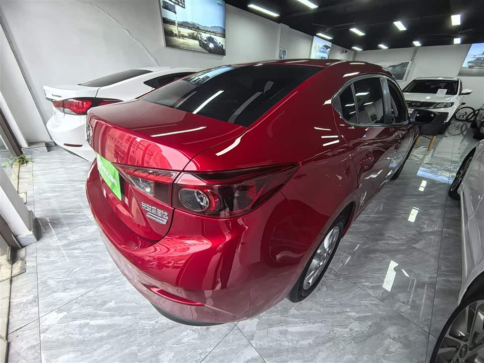 Mazda 3 Angkesaila