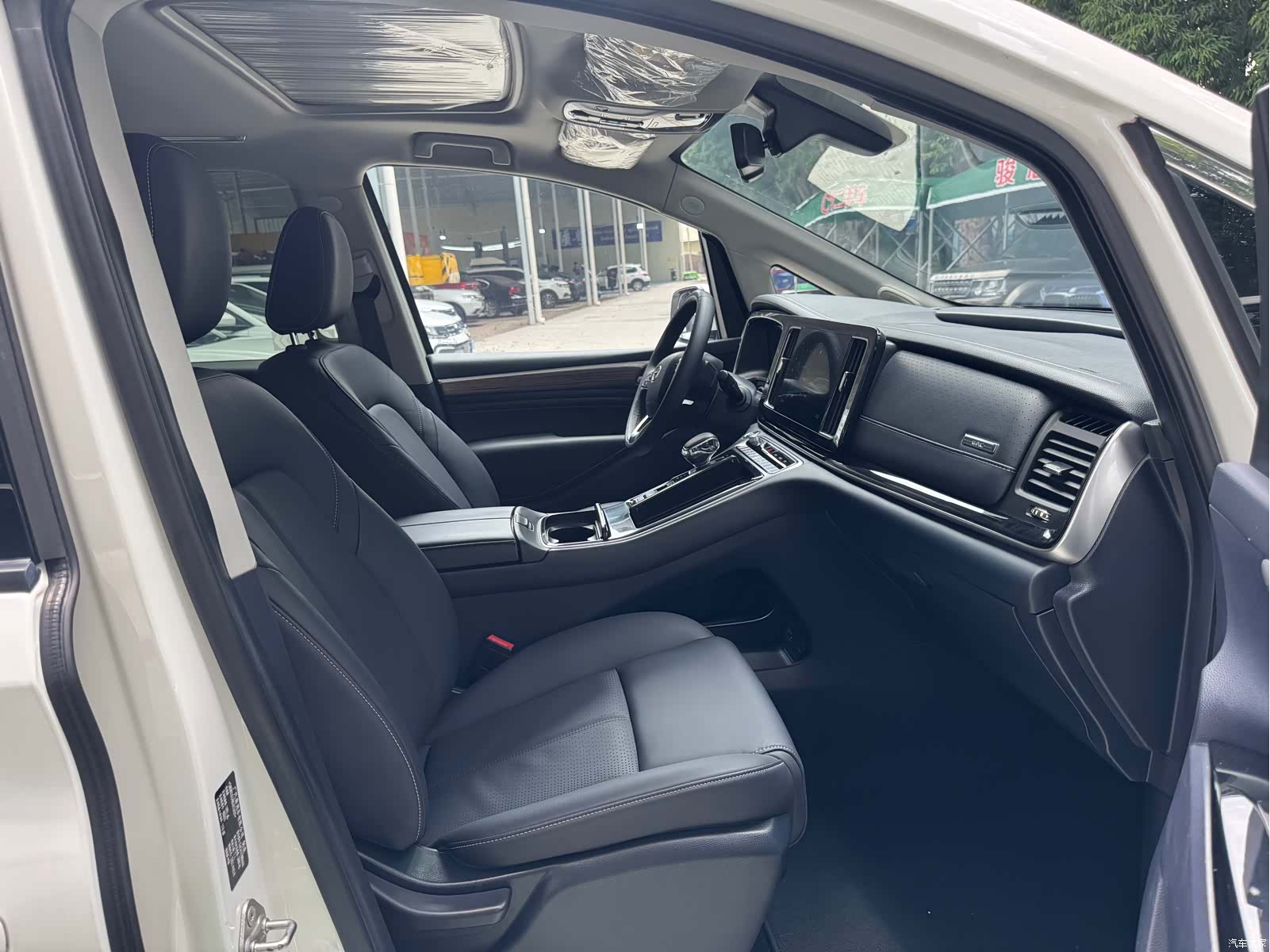 Trumpchi M8, 2021 12