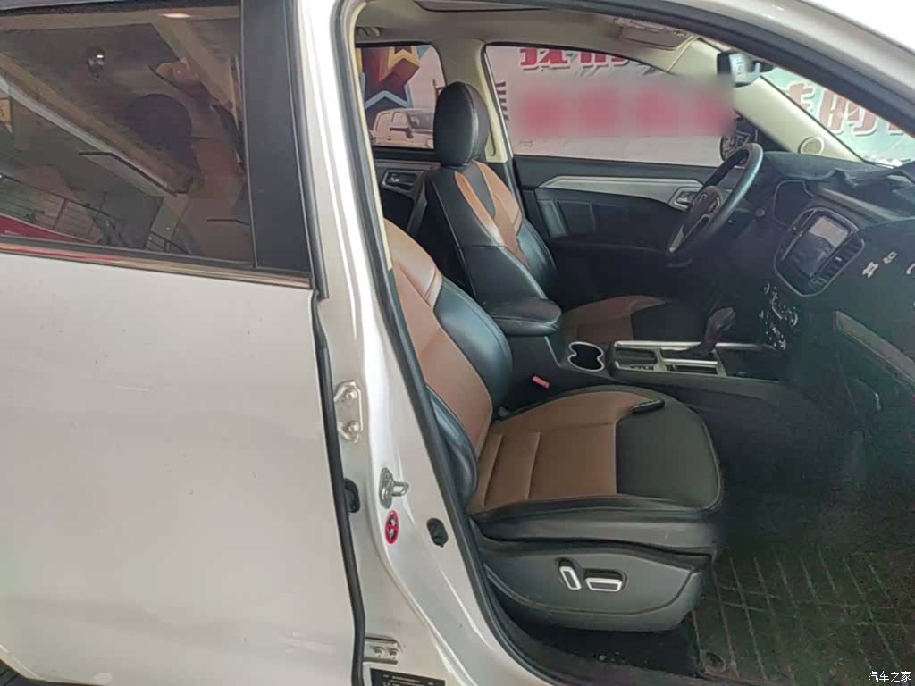 Geely X6, 2017 25