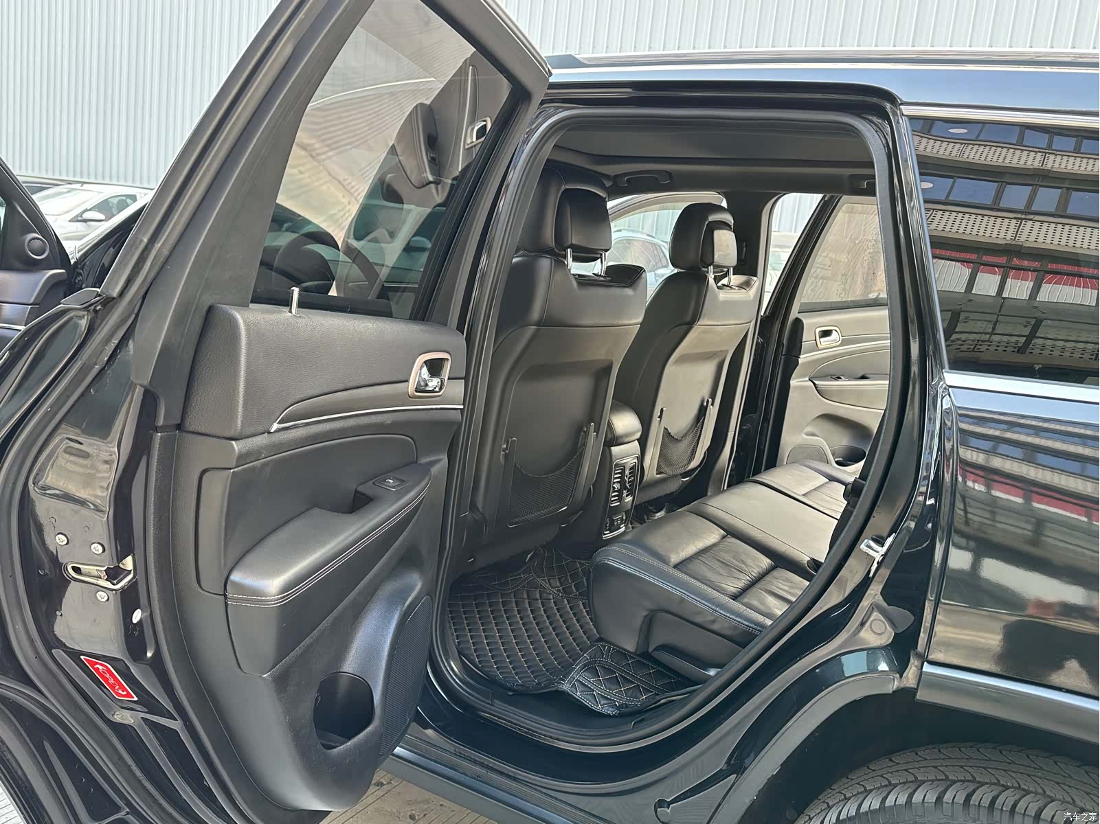Jeep Grand Cherokee, 2016 9