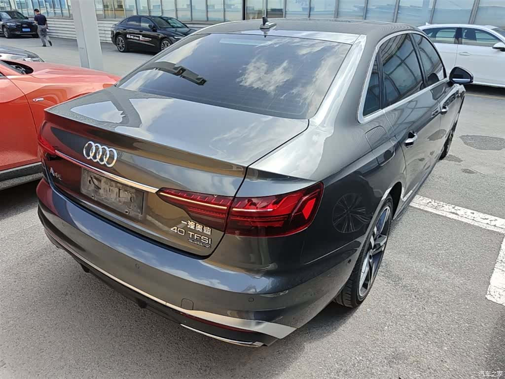 Audi A4L, 2021 7