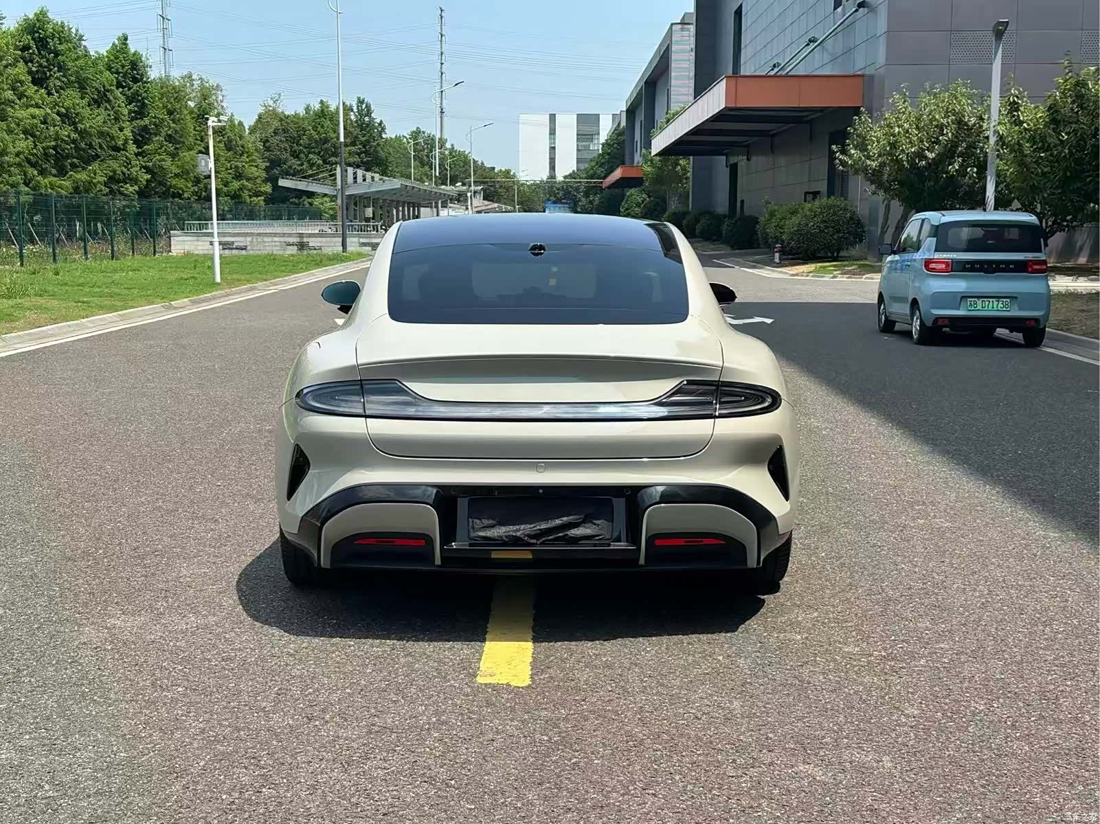 Xiaomi SU7, 2024 16