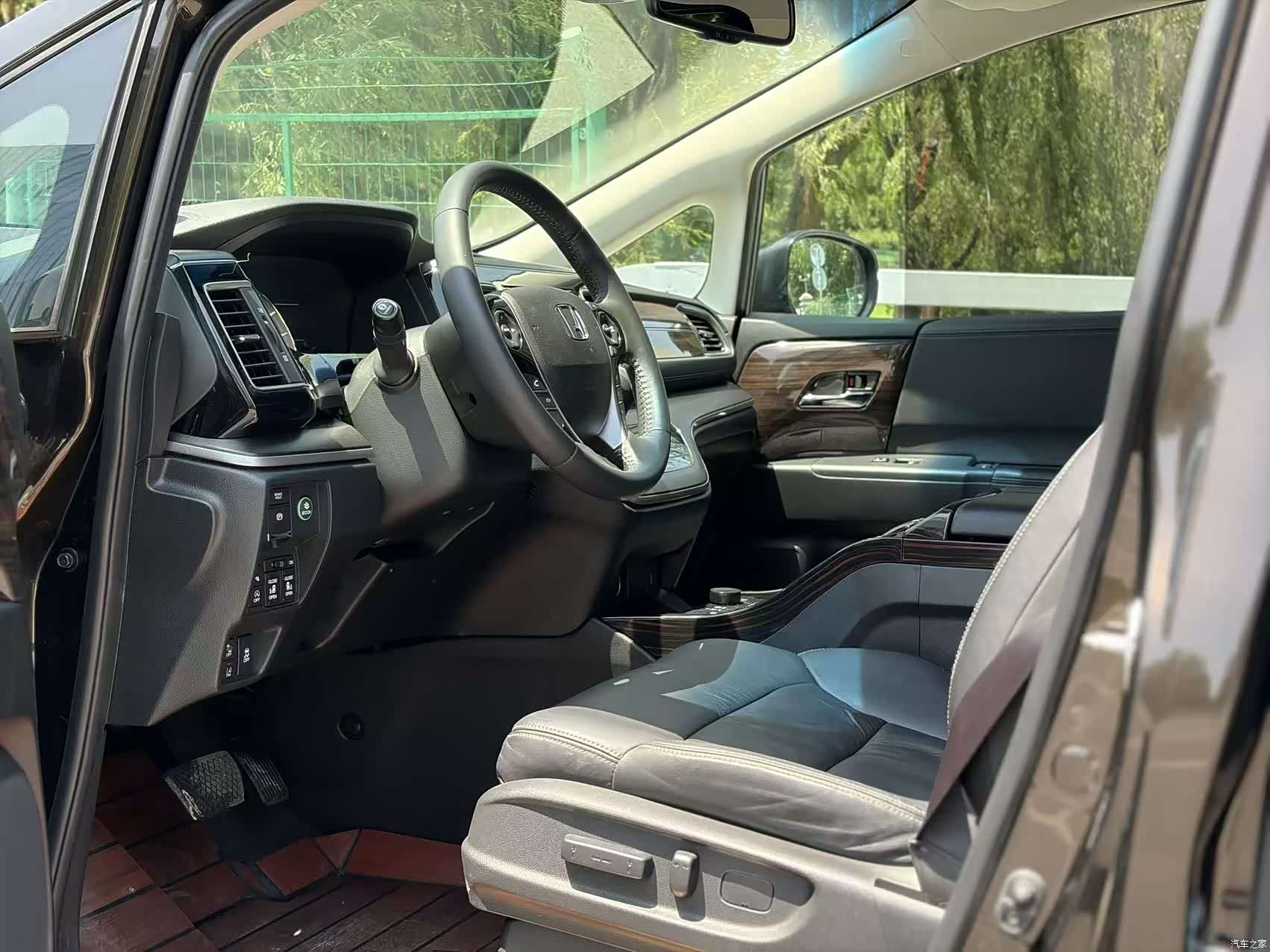 Honda Elysion, 2018 4