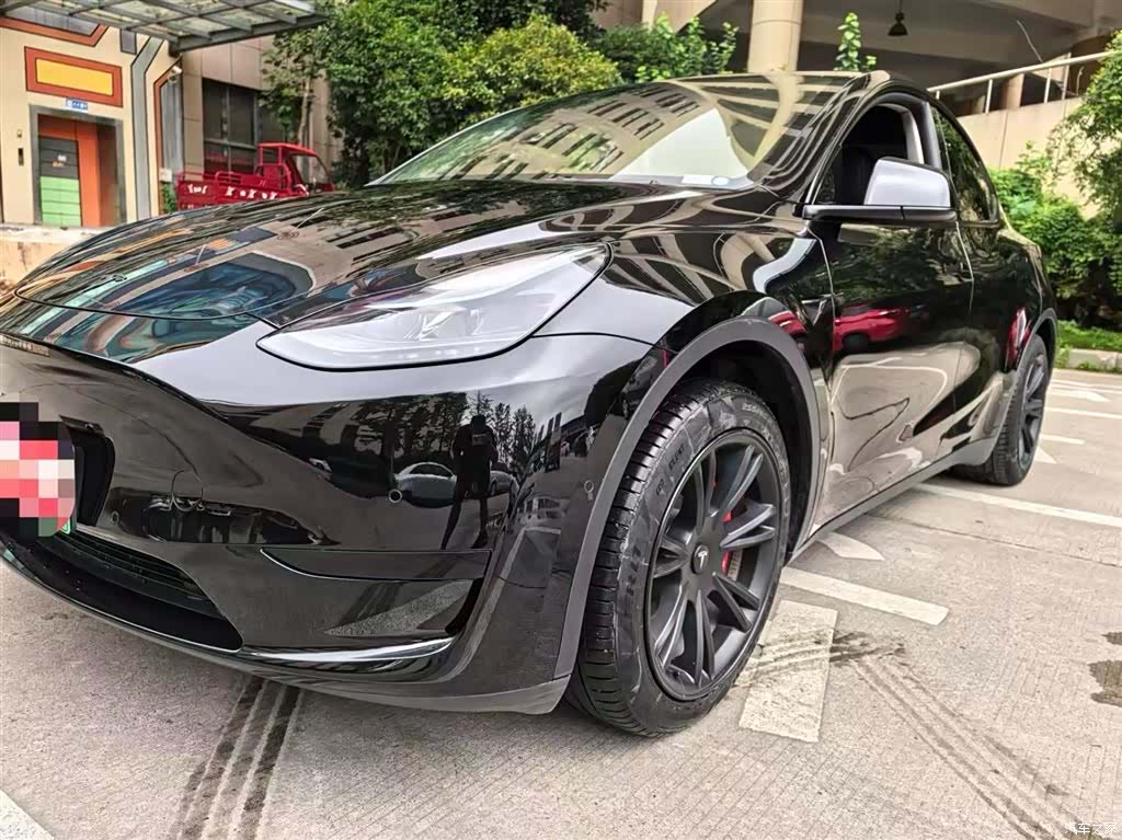 Tesla Model Y, 2022 4