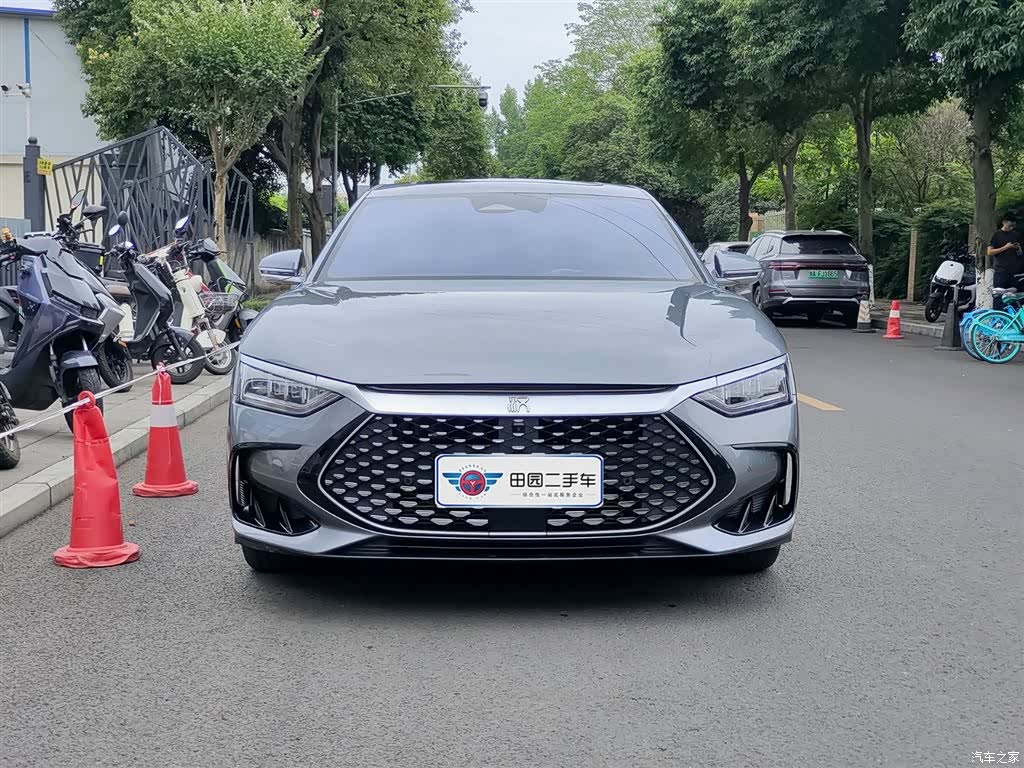 BYD Han, 2022 2
