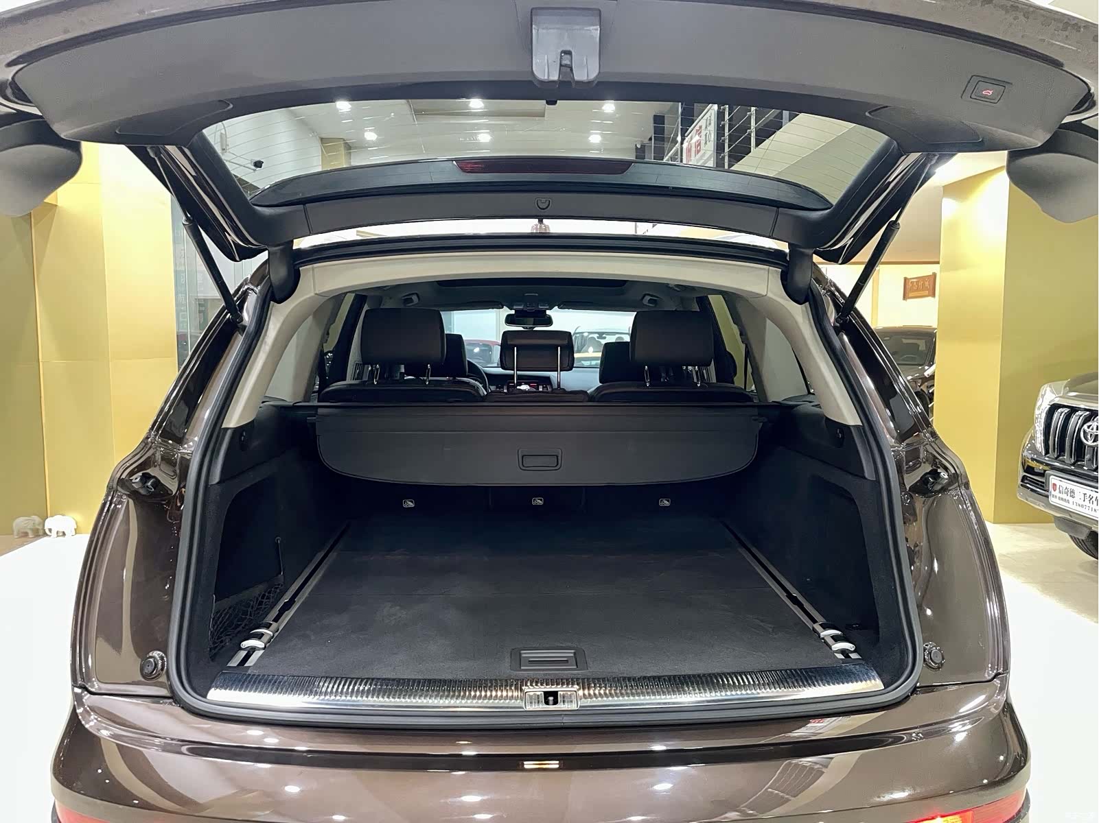 Audi Q7, 2013 22