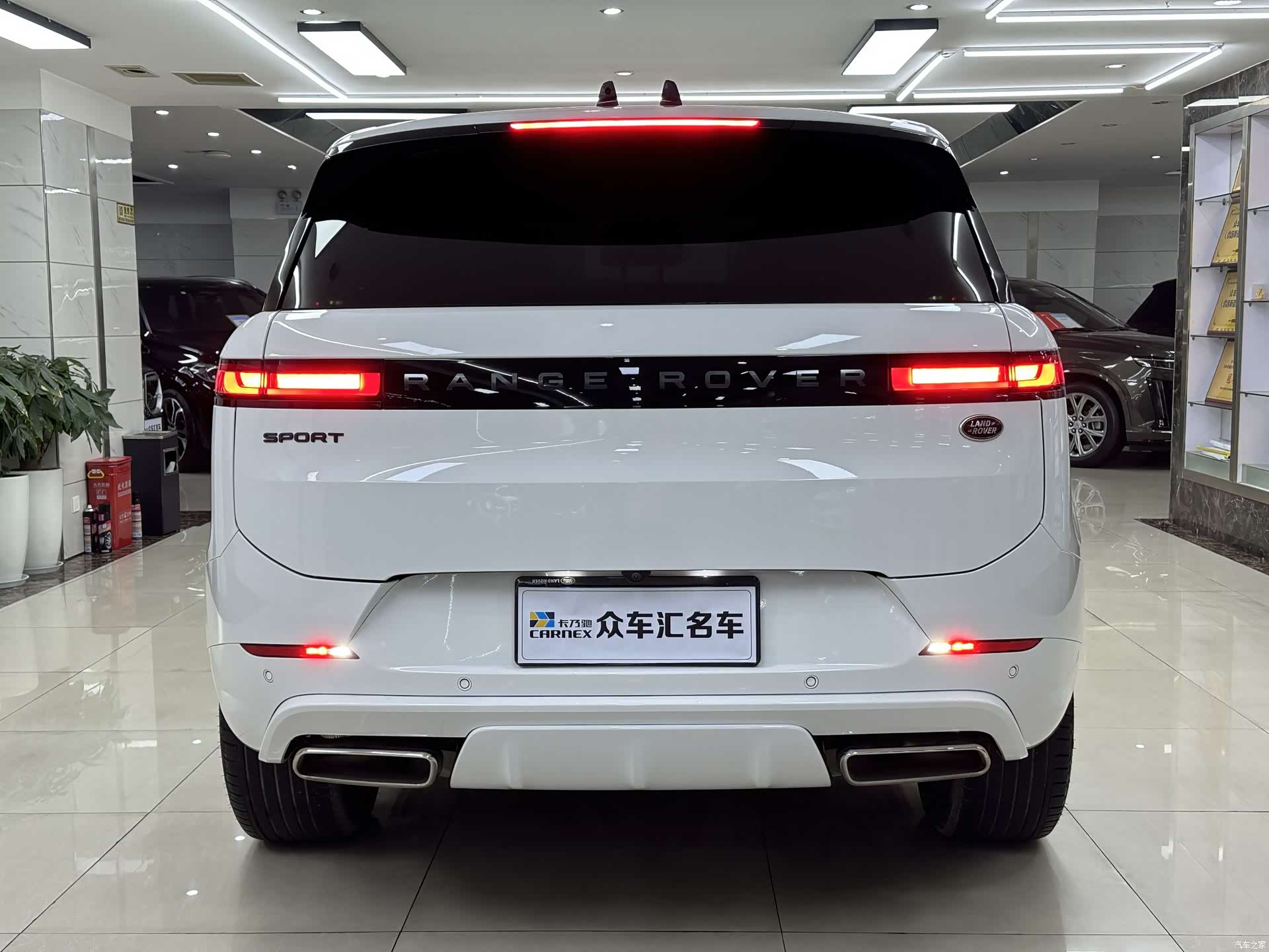 Land Rover Range Rover, 2024 все фото