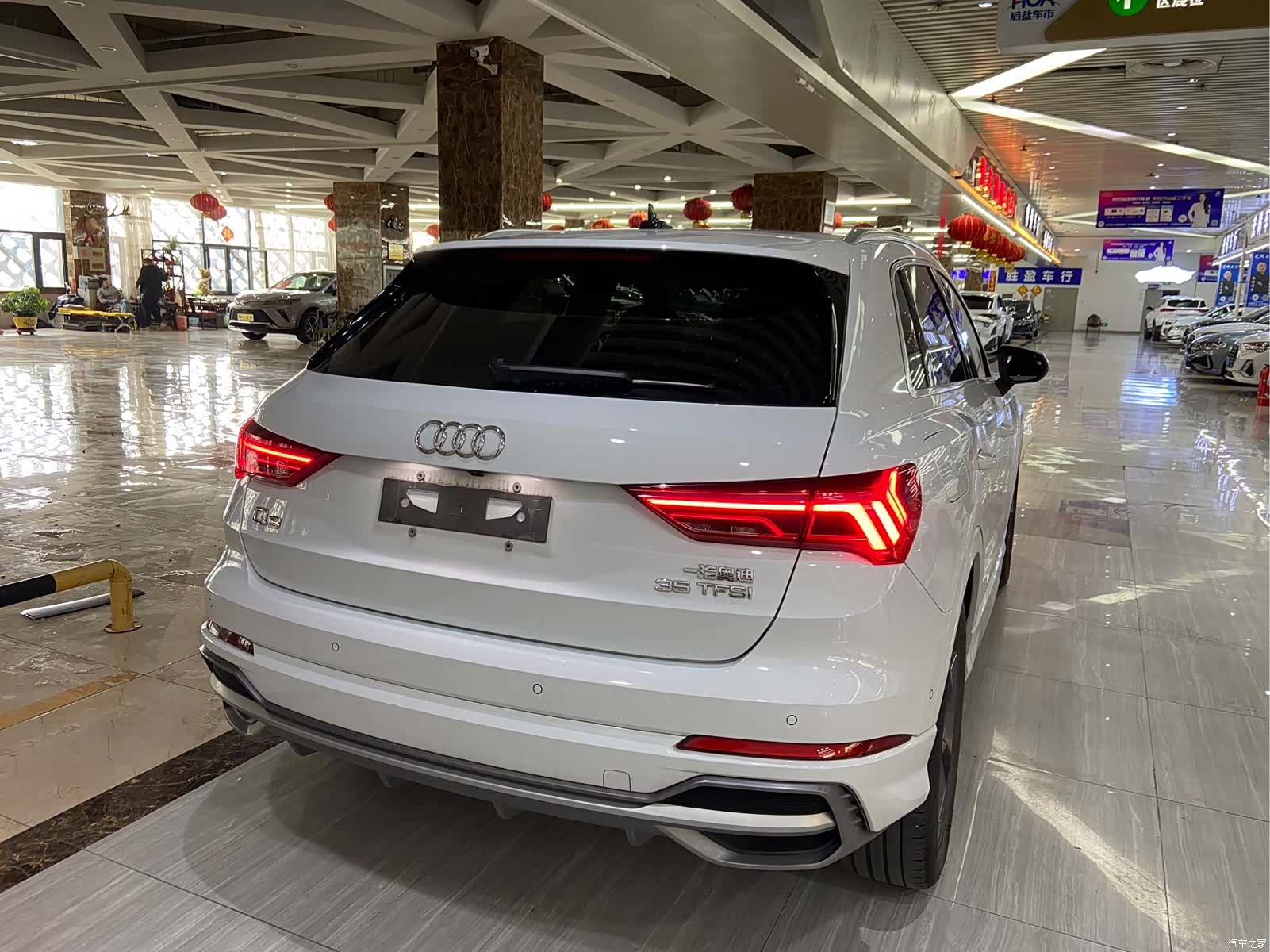 Audi Q3, 2023 6