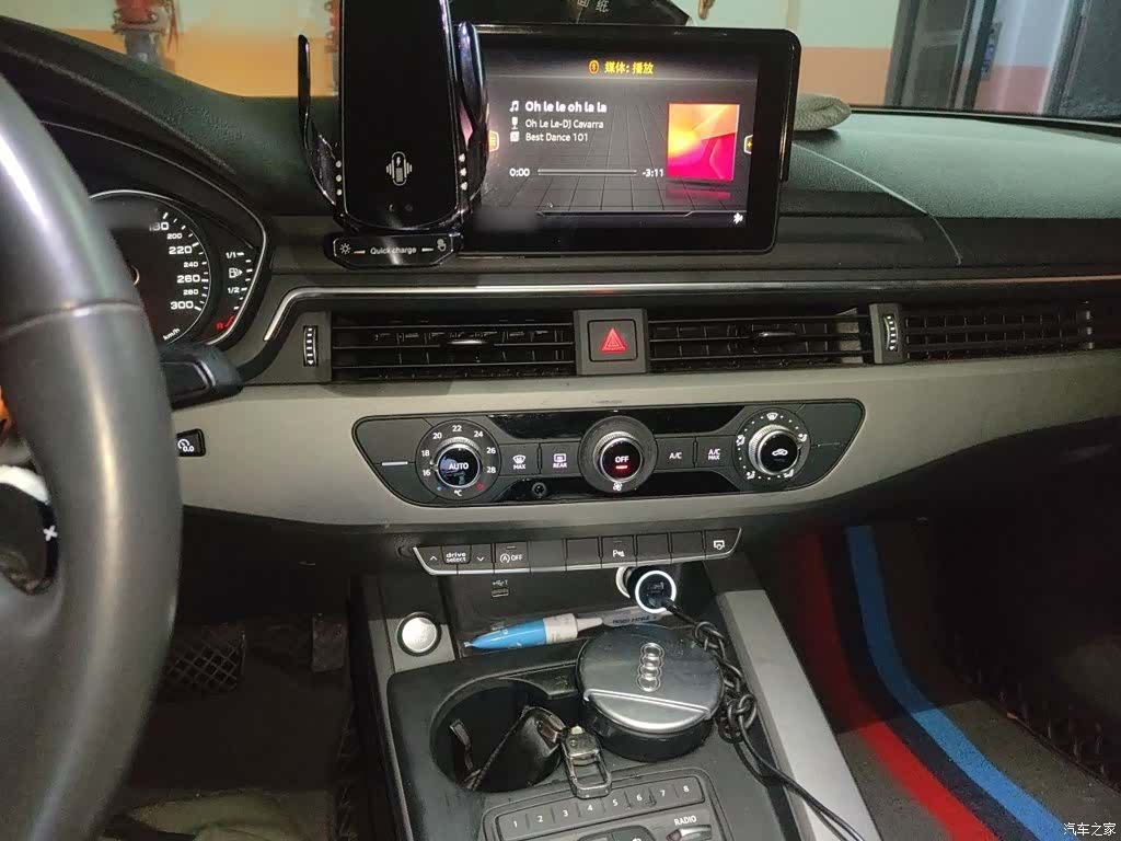 Audi A4L, 2019 6