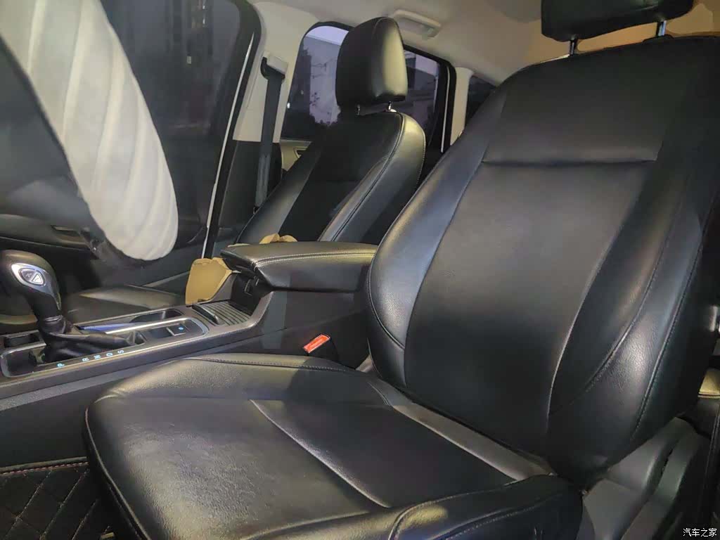 Ford Kuga, 2019 8