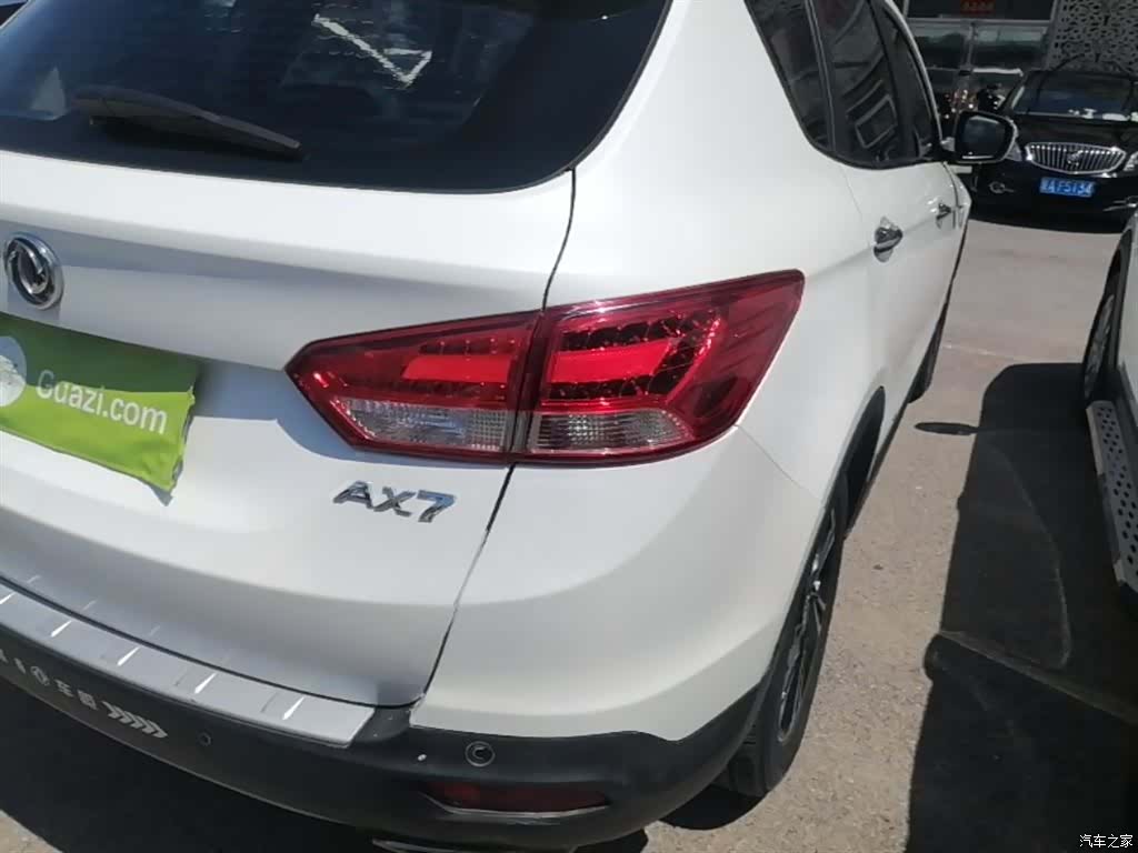 DongFeng AX7, 2016 8