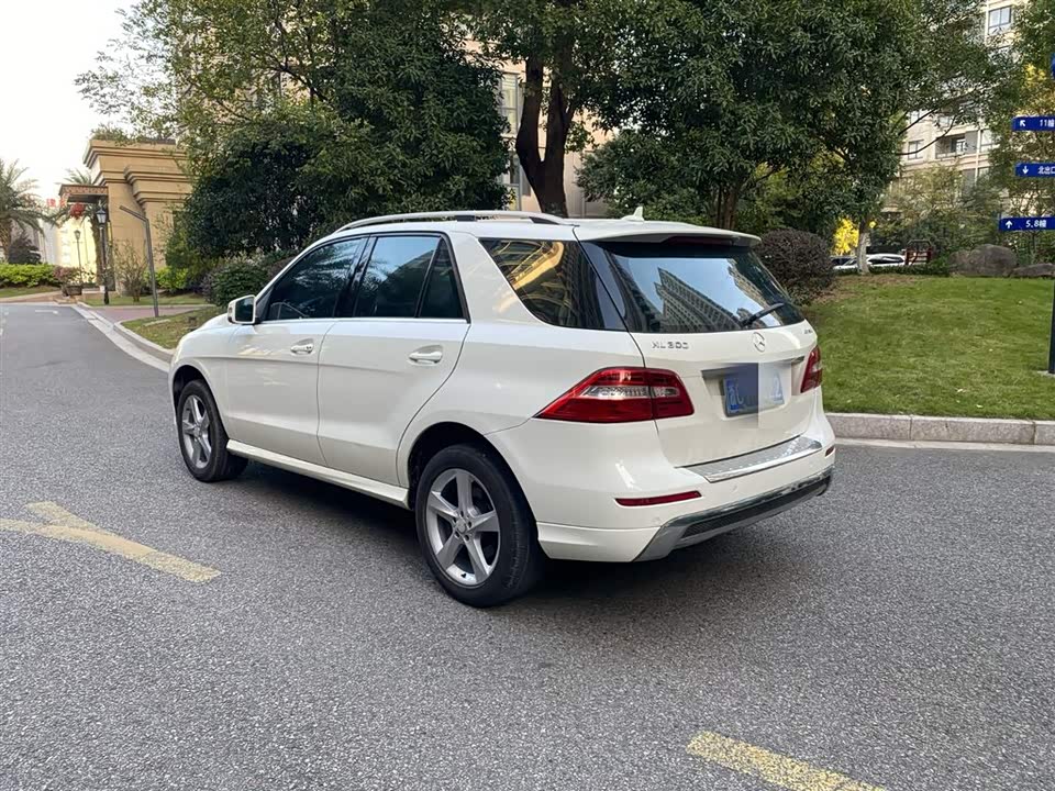 Mercedes-Benz M class