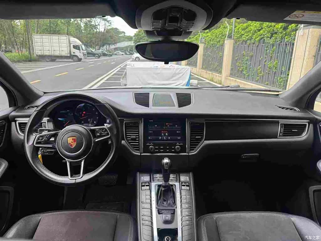 Porsche Macan, 2018 7