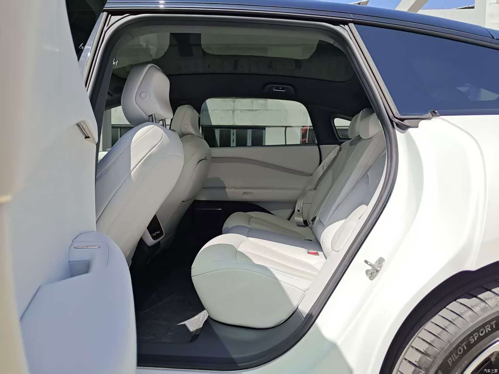 Xpeng P7, 2024 6