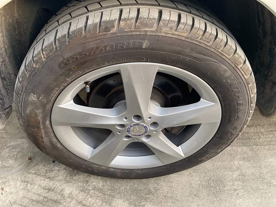 Mercedes-Benz M class