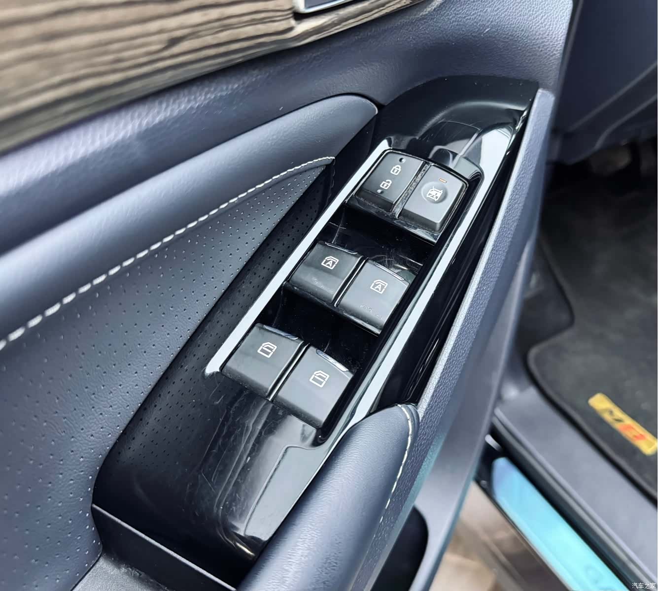 Trumpchi M8, 2022 11