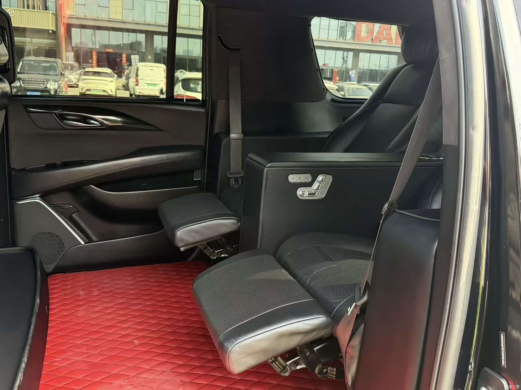 Cadillac Escalade, 2018 9