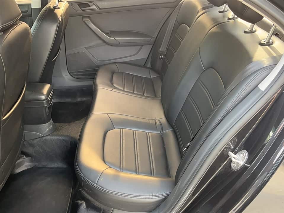 Volkswagen Santana