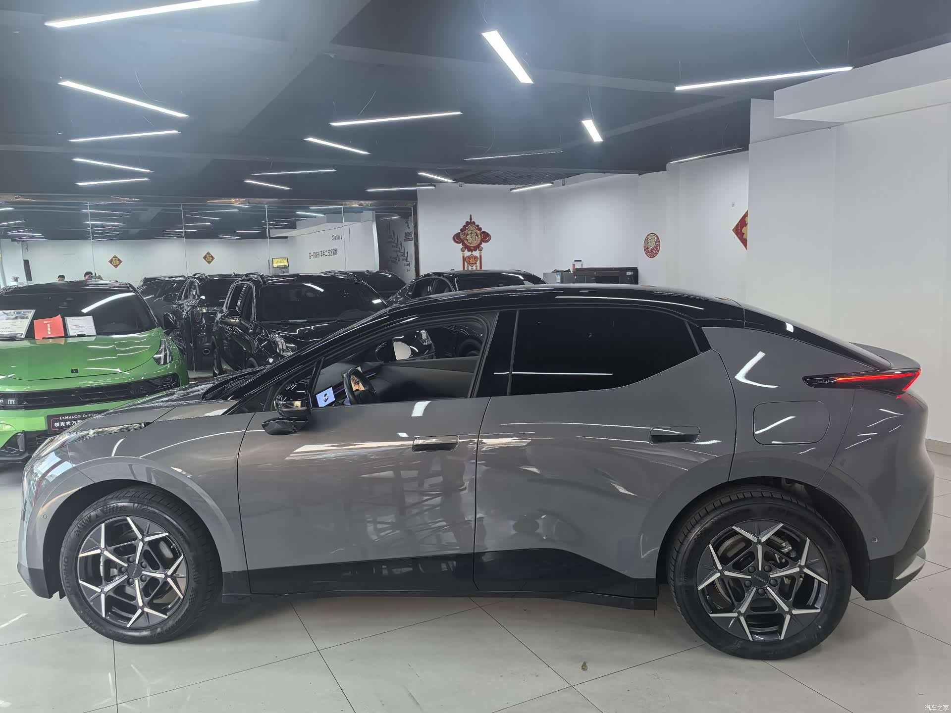 Lynk & Co 02, 2025 все фото