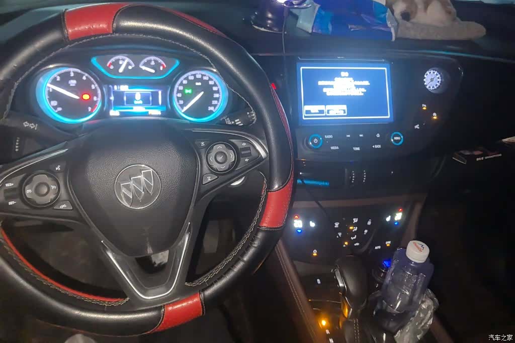 Buick Envision Plus, 2018 12